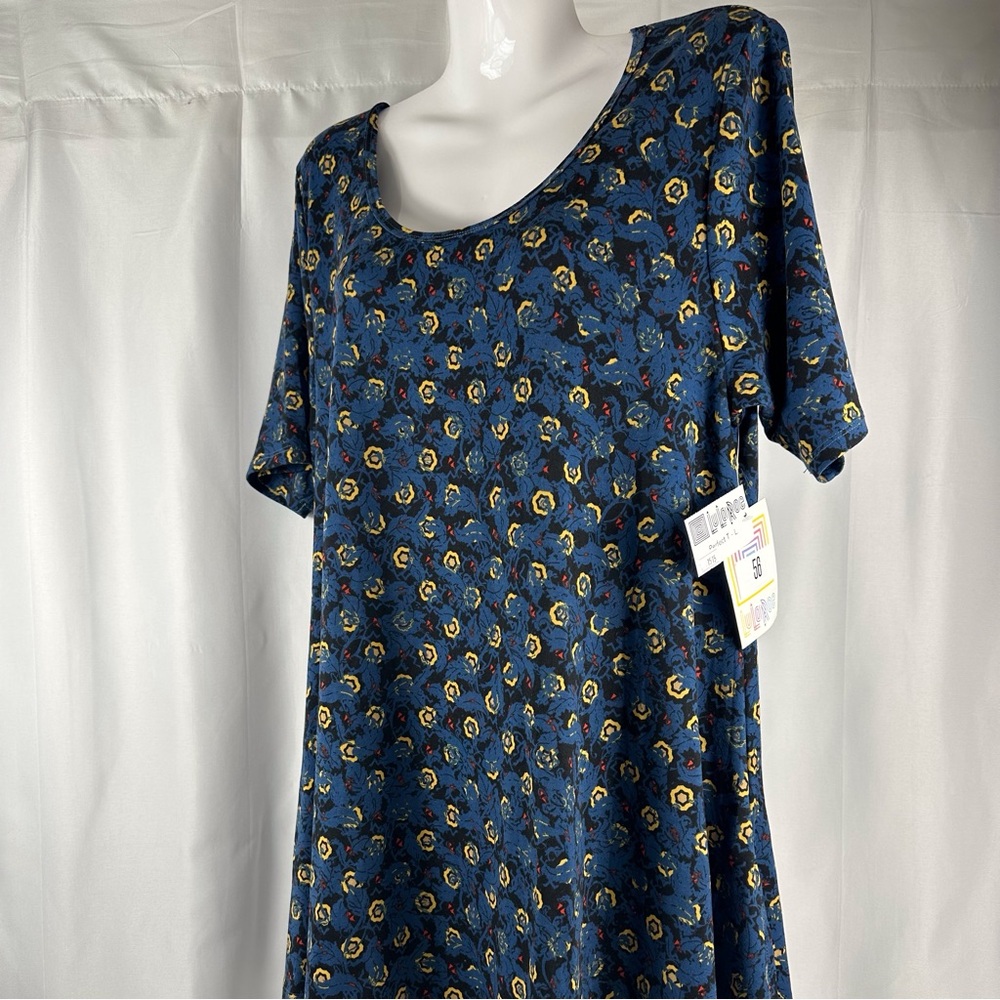 Oversized Lularoe, 1515, classic T SZ L